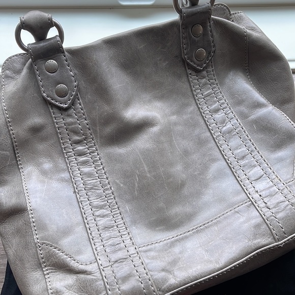 Gorgeous FRYE Melissa Tote - Picture 6 of 8